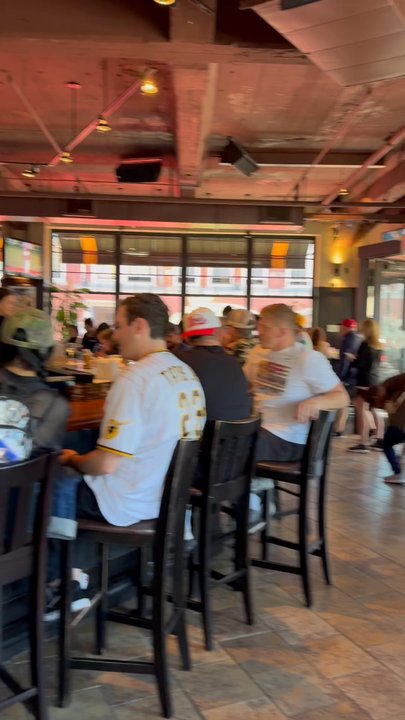Cask'n Flagon - Sports Bars Near Me - Boston, Massachusetts