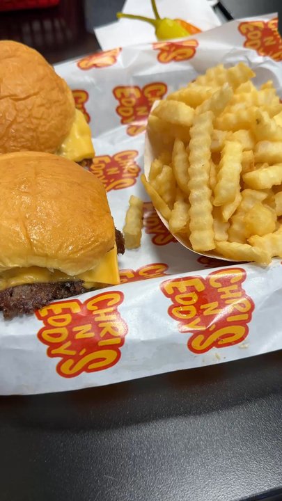 Chris N’ Eddy’s - I had the two slider with classic fries - Burgers Near Me - Los Angeles, California
