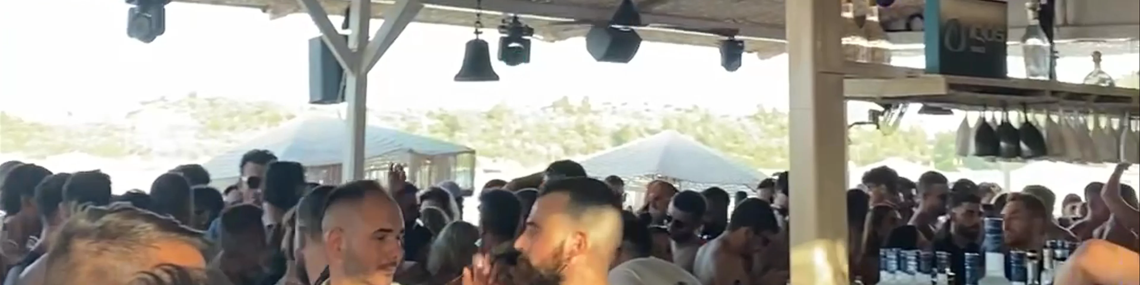 Leuki Ammos Beach bar