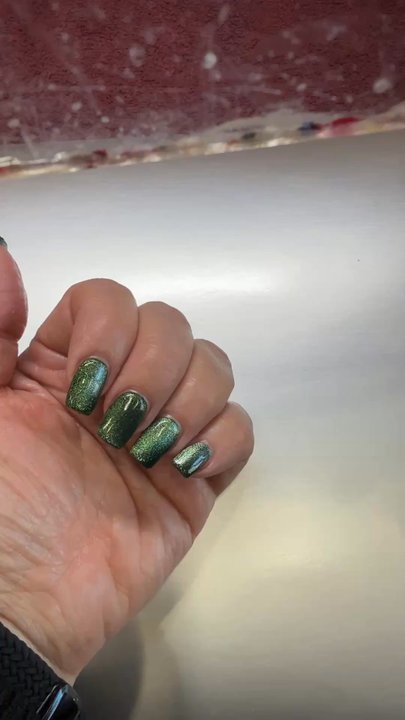 IShine Nail Spa - My most recent visit - holiday green cat eye! - Nail Salons Near Me - Riverside, California