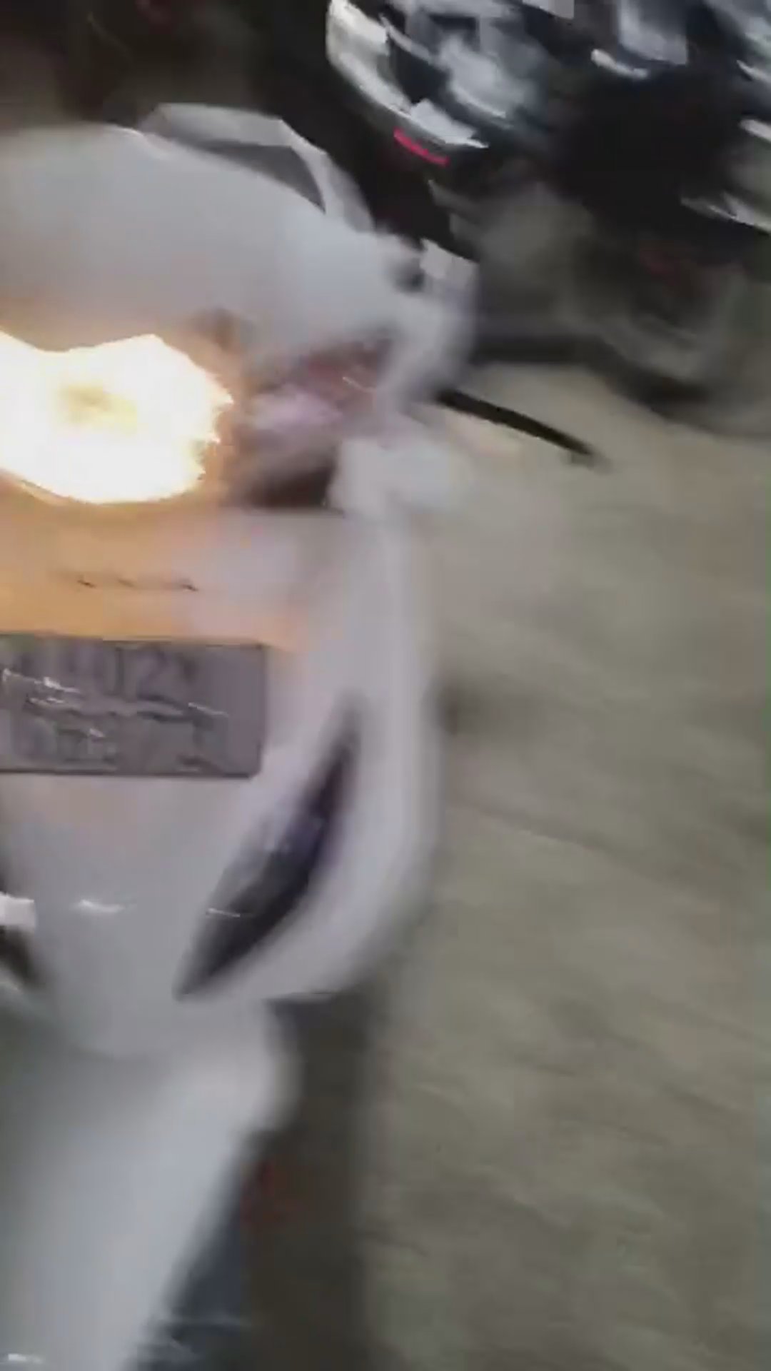 Walk-around video thumbnail
