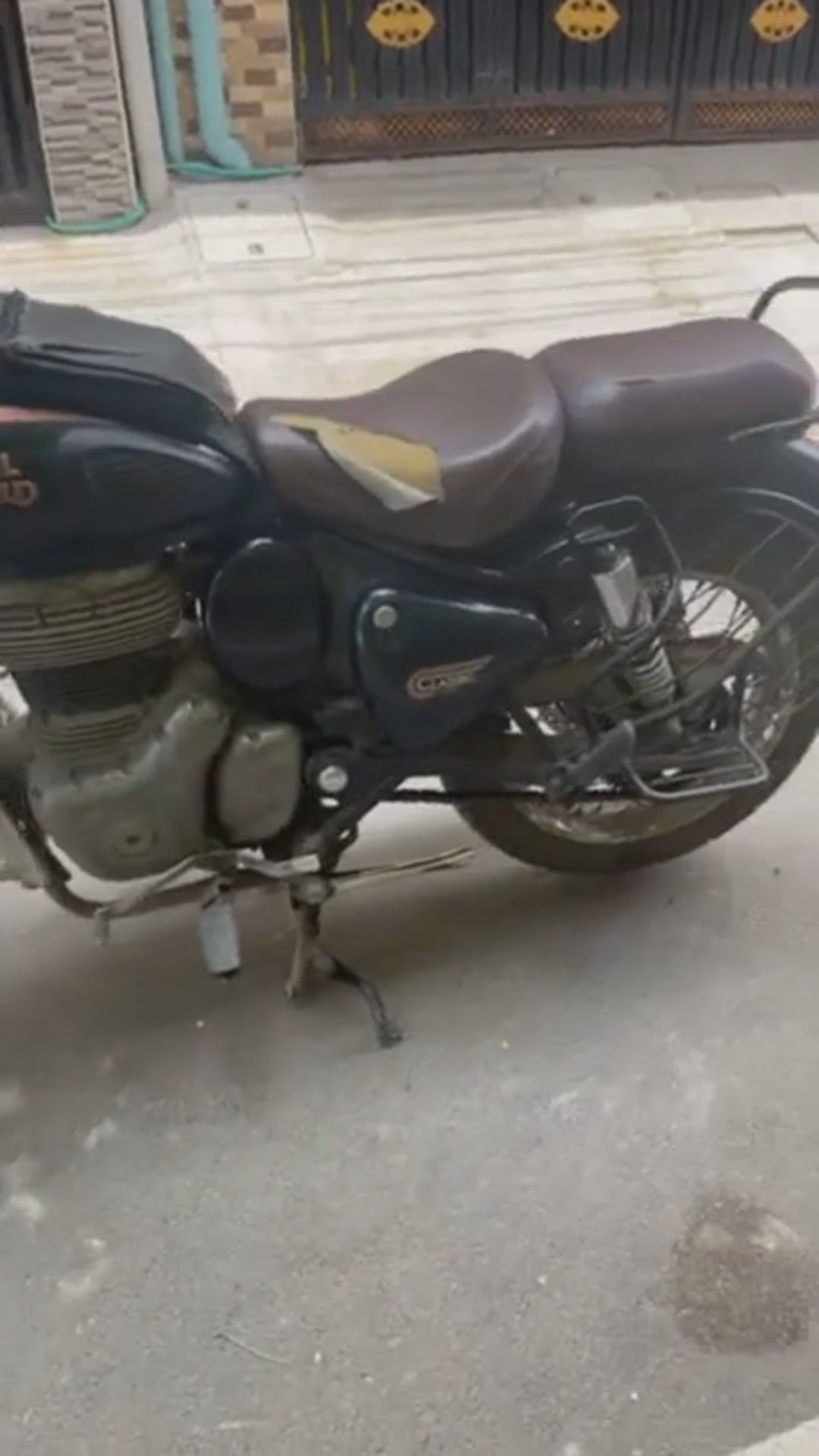 Walk-around video thumbnail