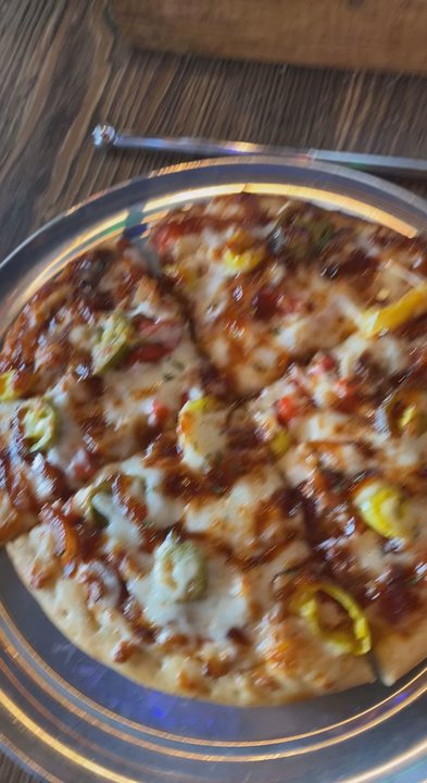 Lost Pizza Co. - El Diablo, fried ravioli, Spinach dip, The Otis, and boneless Jerk Chicken - Salad Near Me - Miramar Beach, Florida