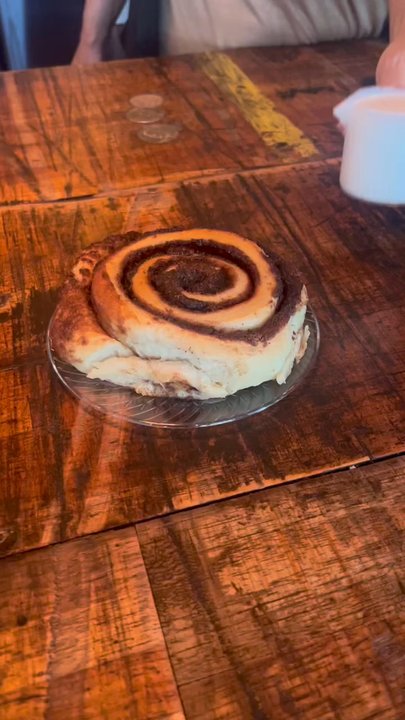 The Mosaic Grind - Cinnamon roll with cream - Coffee & Tea Near Me - Okemah, Oklahoma