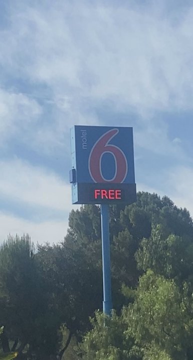 Motel 6 - This is a lie. There is no wifi just false advertising. Don't come here if you need to do work online. - Hotels Near Me - Buellton, California