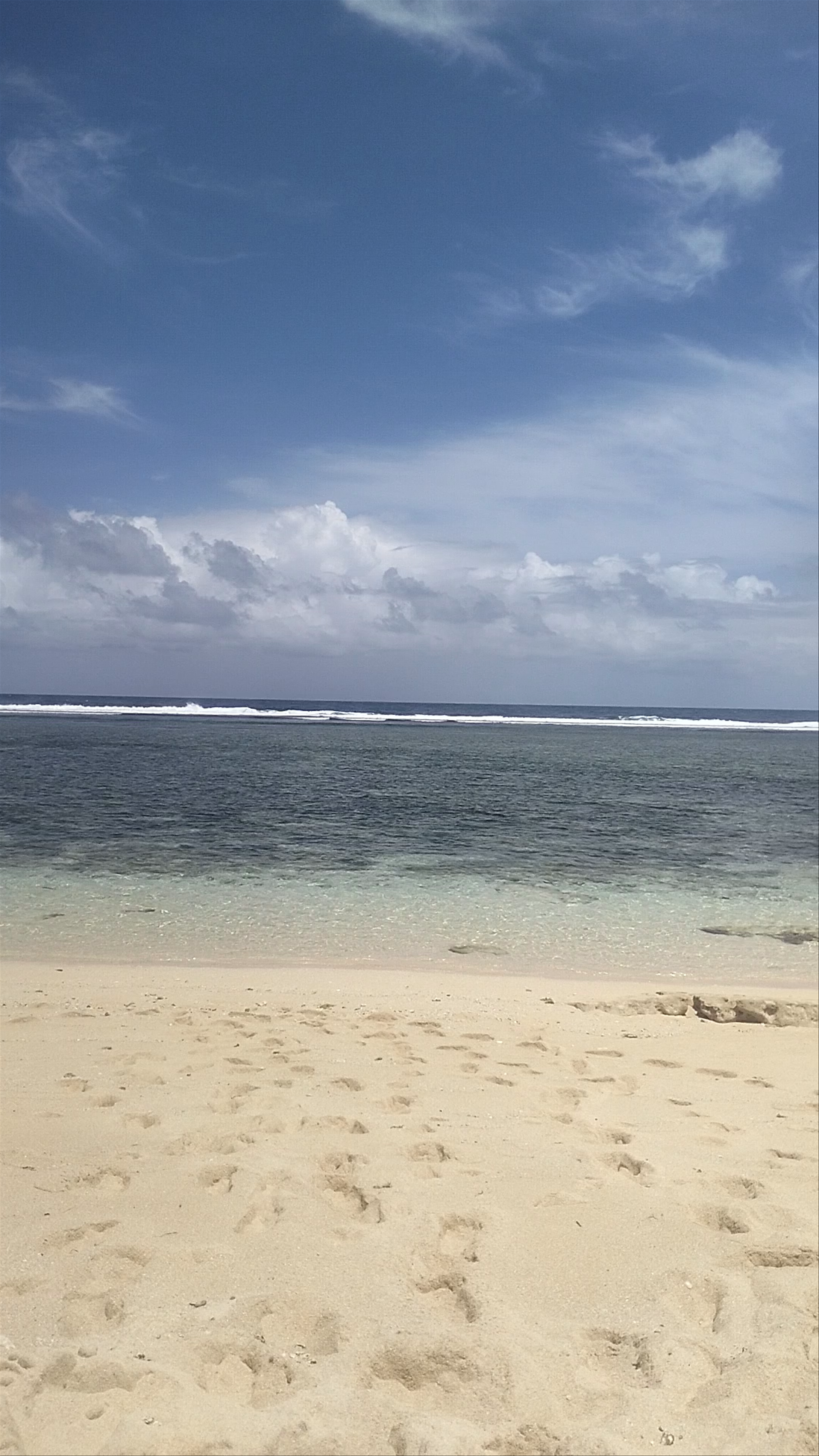 DaRosa Del Mar Beach Resort & Restaurant
