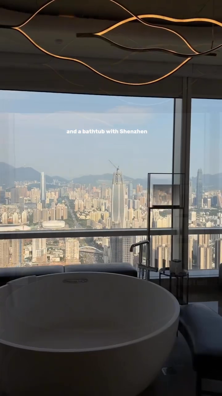 Step-into-the-most-luxurious-private-suite-design!