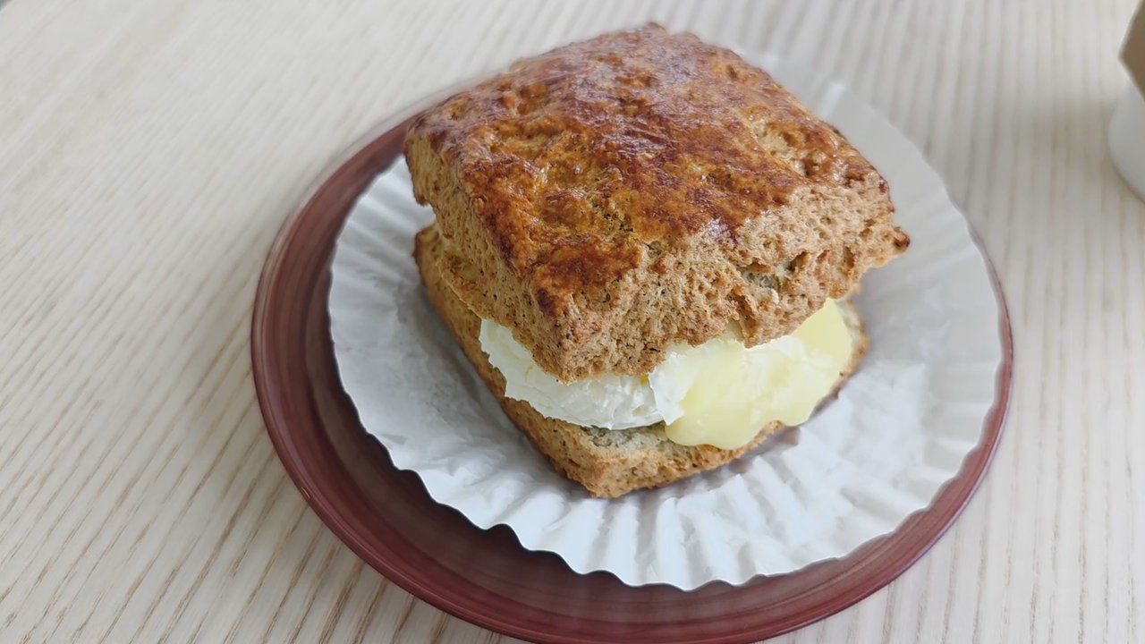 Baking Room - Lemon Curd Cotted Earl Grey Scone & Earl Grey Tea - Desserts Near Me - Cypress, California