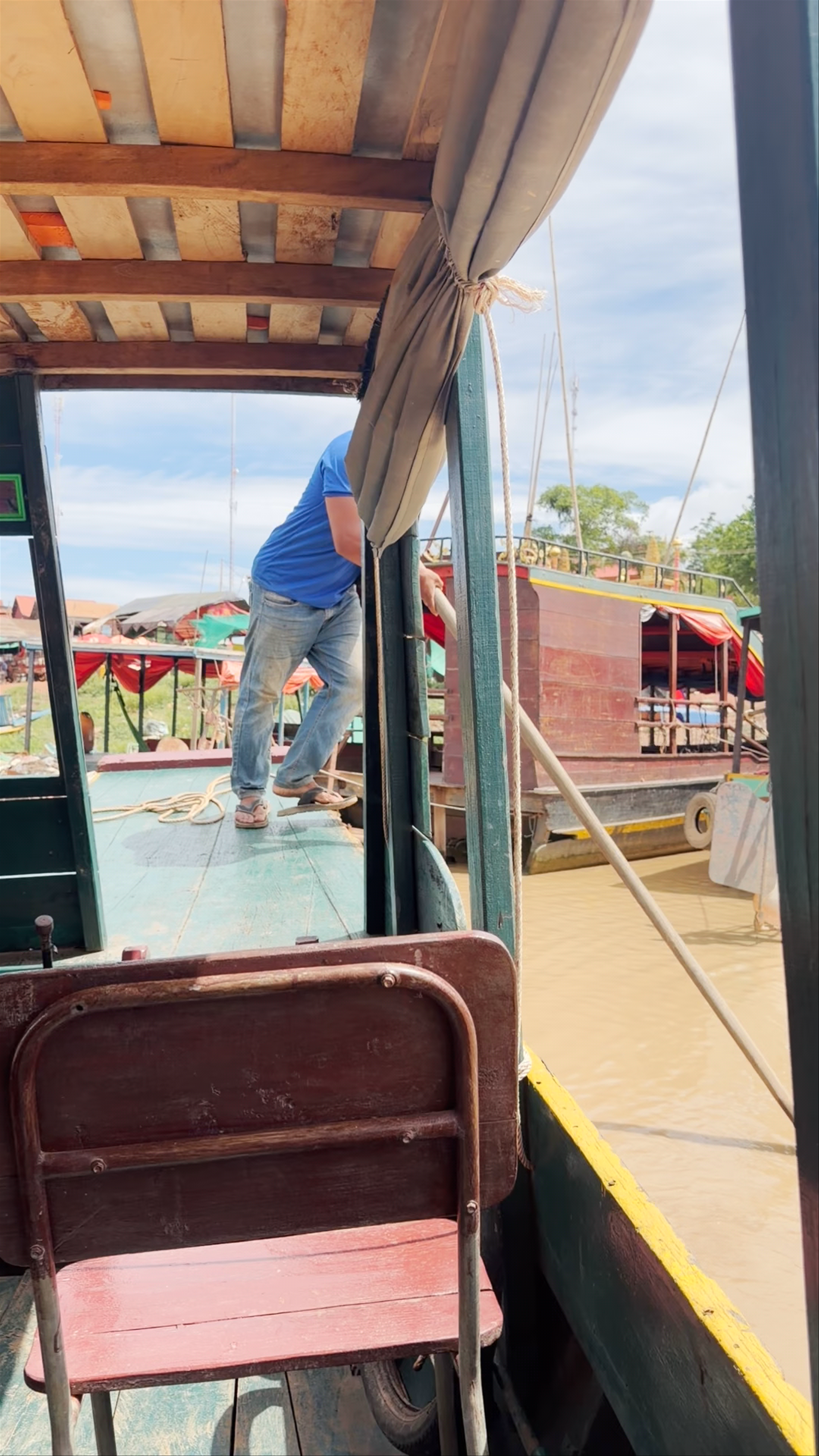 Kompong Khleang Floating and Stilted Village
