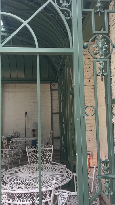Milk and Roses - Italian Near Me - Brooklyn, New York