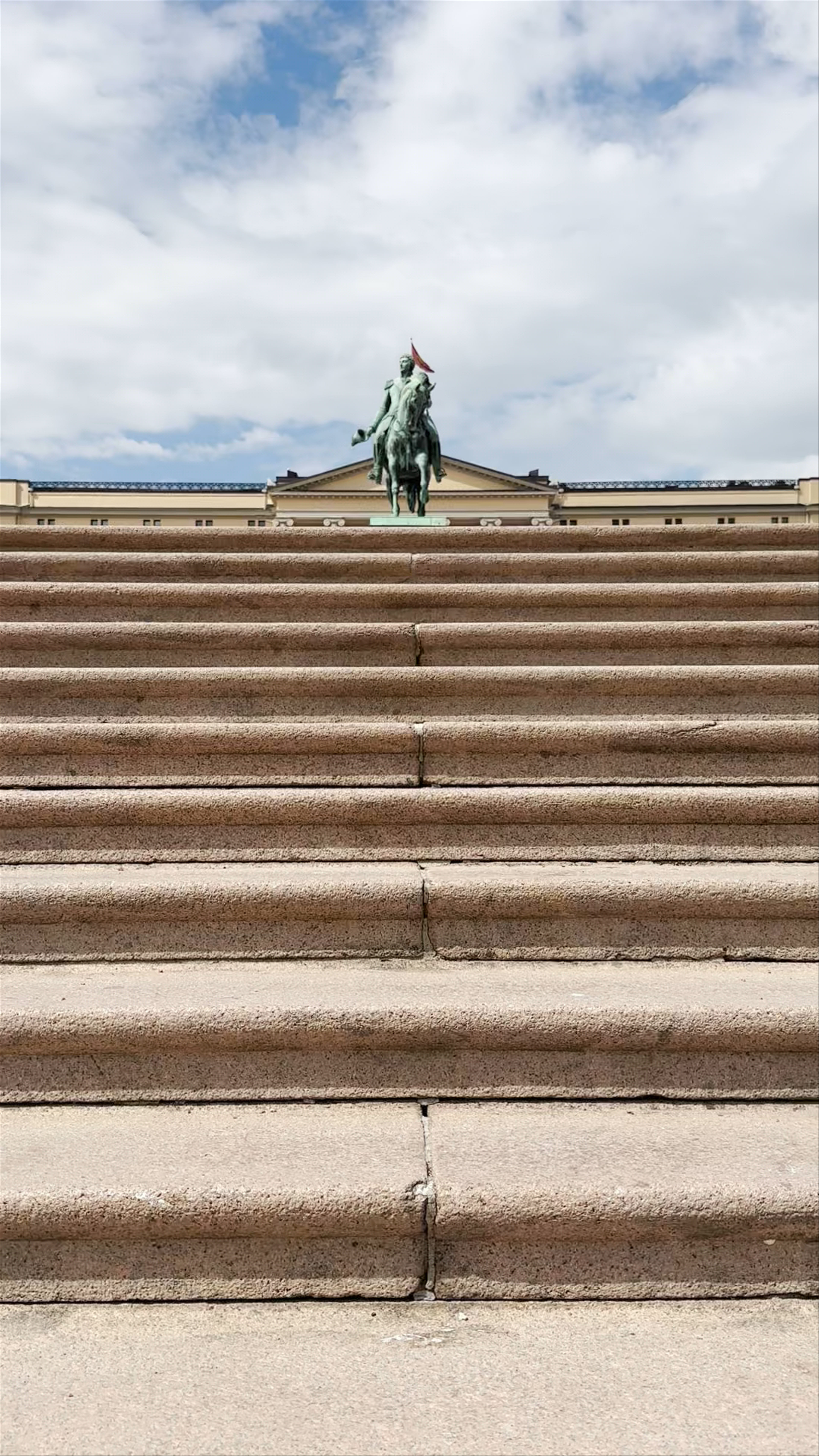 Monumento a Karl Johan