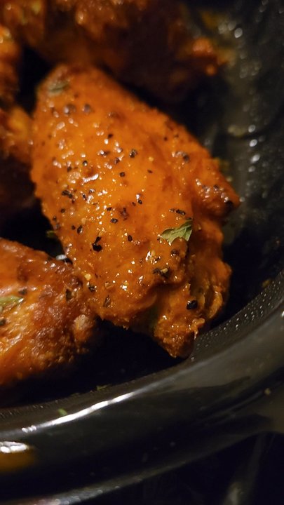 A’leurer - Got the Lemon Pepper hot wings from A'leurer, and they were delicious.  Crispy and the sauce was great .  Highly recommend. - Soul Food Near Me - Greensboro, North Carolina