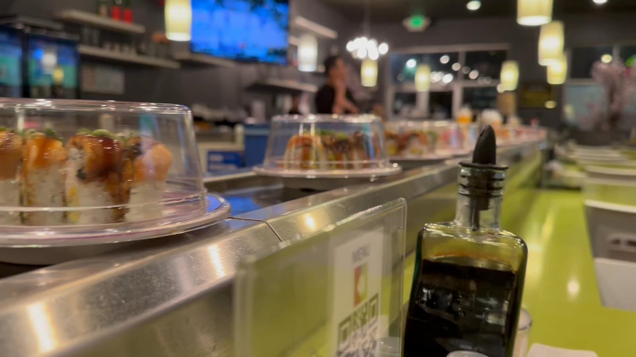 iSushi - Sushi Bars Near Me - Issaquah, Washington