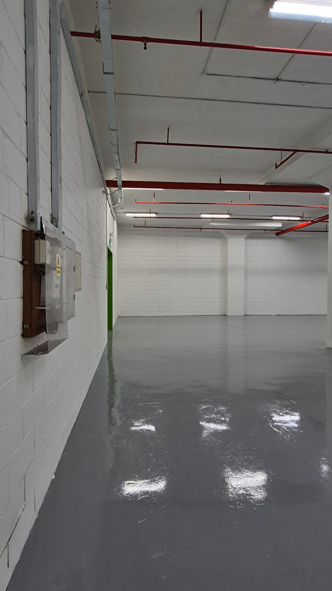 Warehouse for Rent in  Lam Soon Industrial Building - Image 5