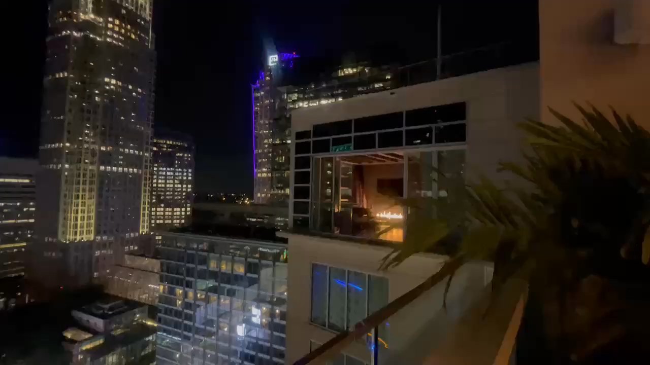 Nuvole Rooftop TwentyTwo - Such an amazing view - Cocktail Bars Near Me - Charlotte, North Carolina
