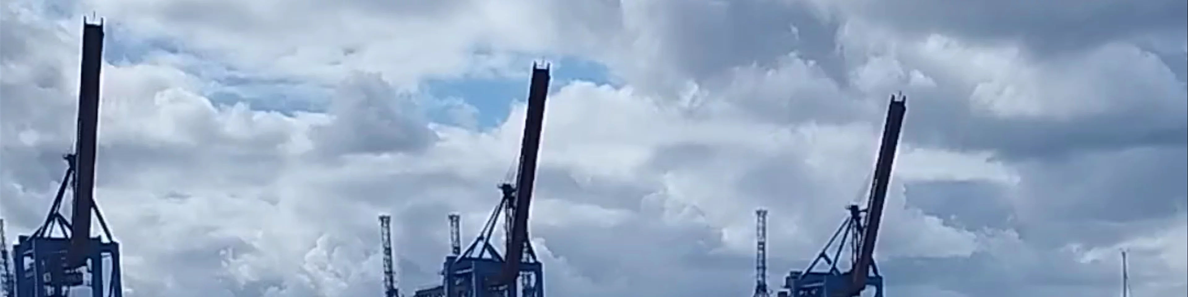 Pyramide Övelgönne