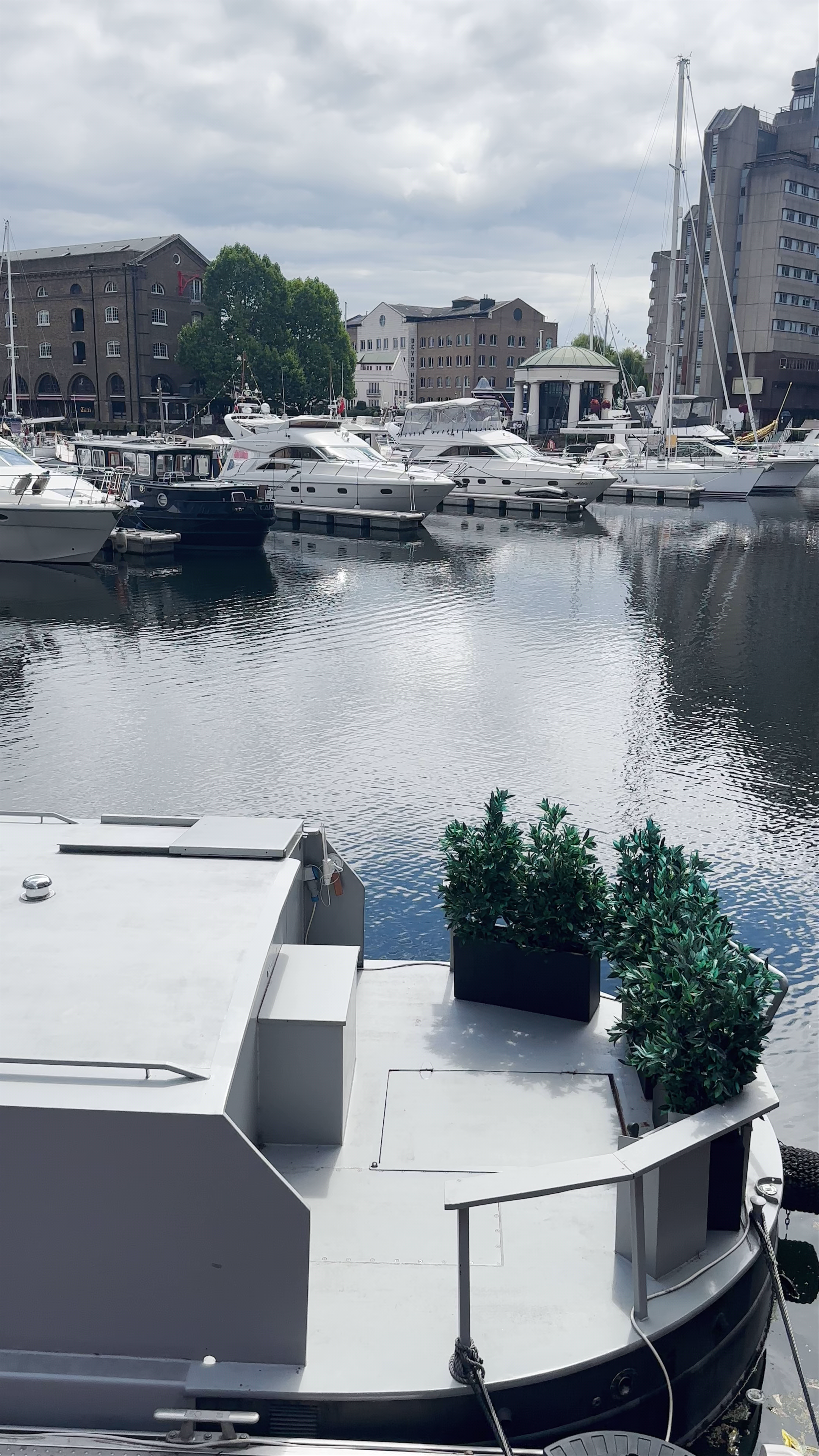 St Katharine Docks: Serene Urban Marina Escape in London