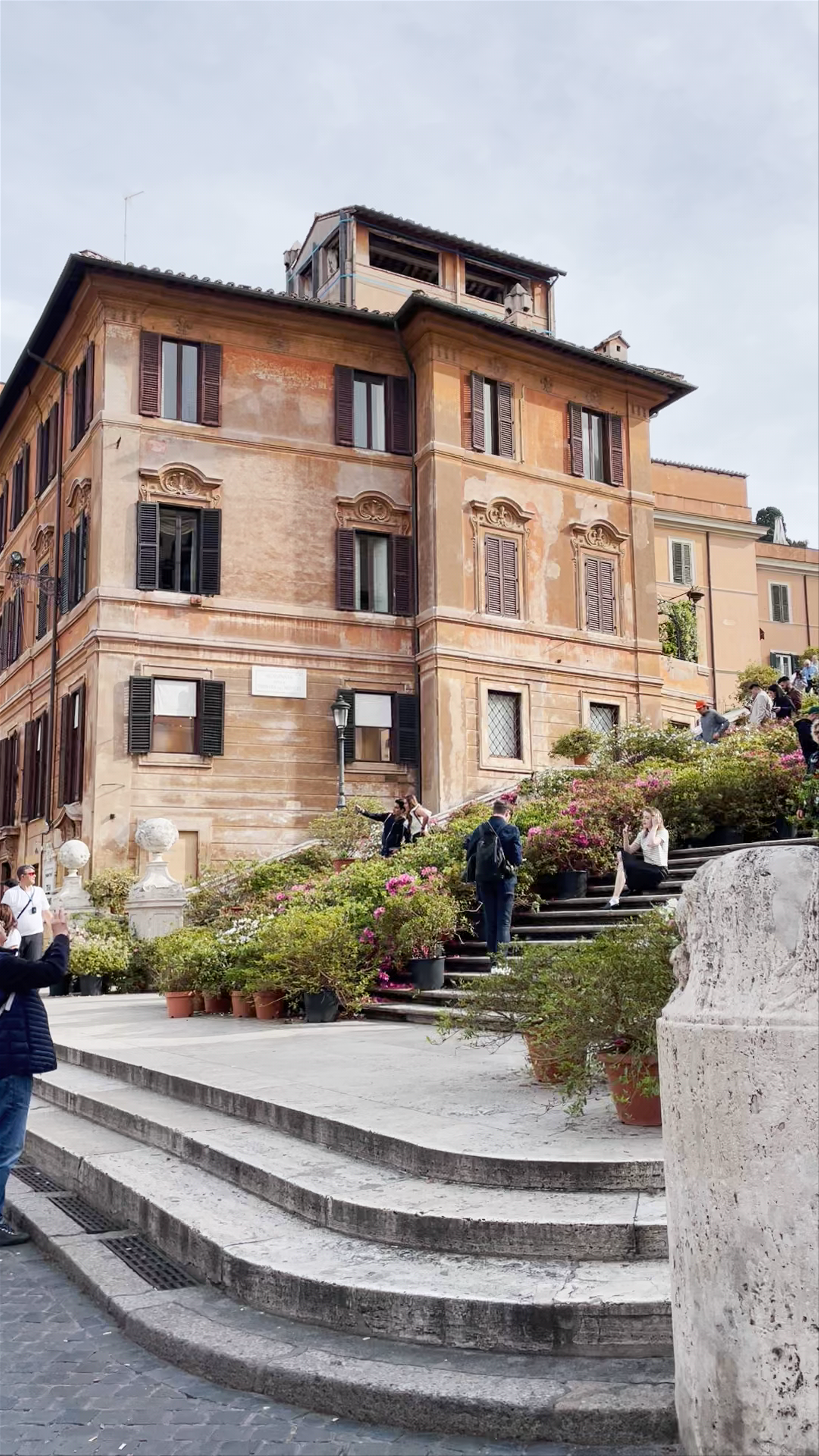 Spanish Steps: Iconic Roman Landmark in the Heart of Rome