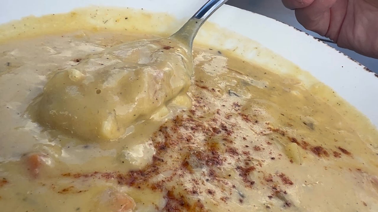 Velchoff's Corner - Blue Crab & Corn Chowder - Wine Bars Near Me - Palatka, Florida