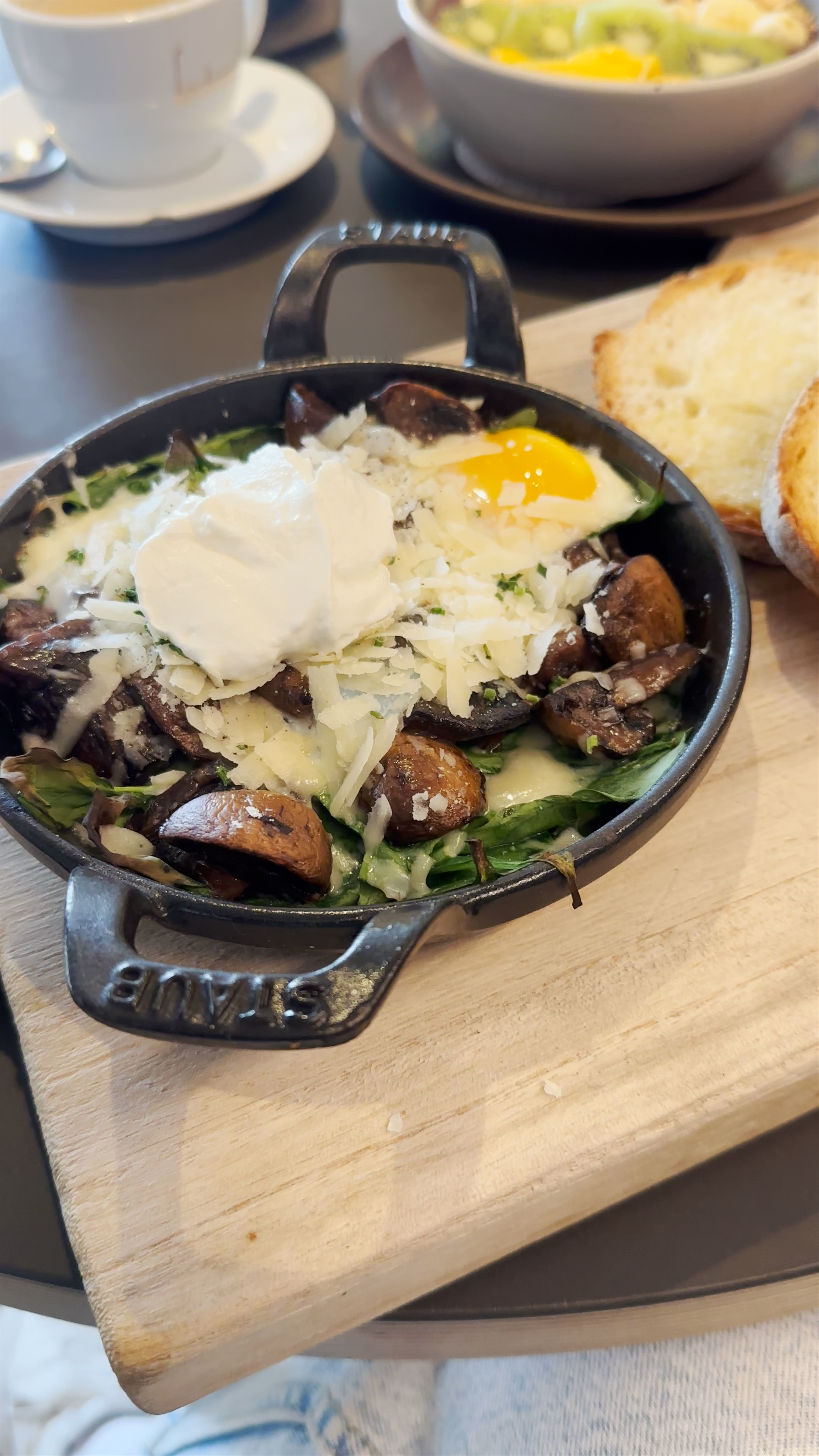 Hearty Brunch at Federal Cafe Sitges: Nutritious and Cozy Vibes