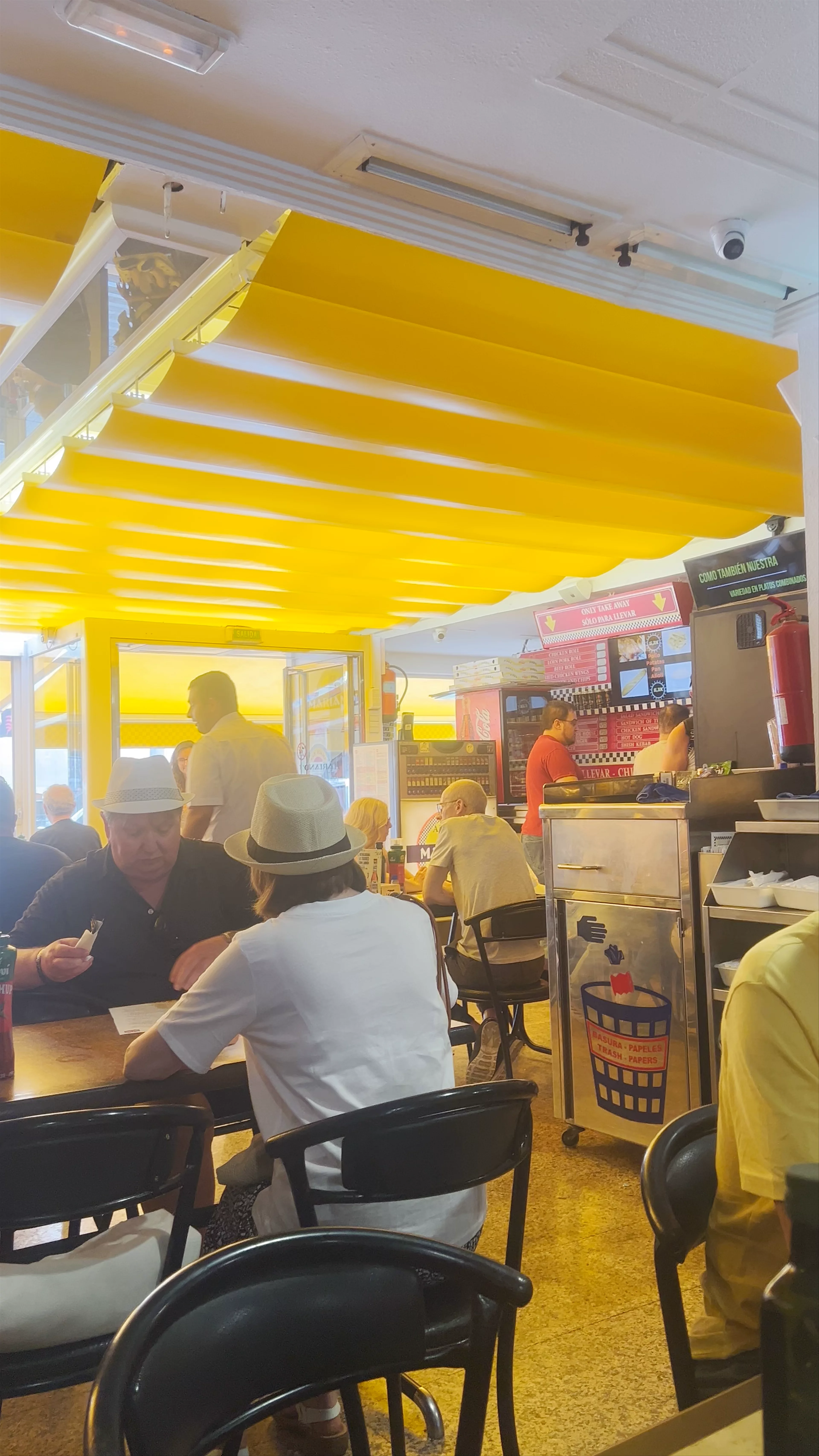 Bar Mariano's, Calle Gerona, Benidorm, Spain