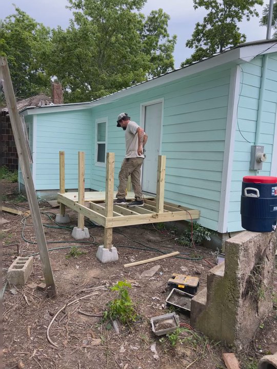 Honeycomb Remodeling - Continue deck framing - General Contractors Near Me - Roff, Oklahoma