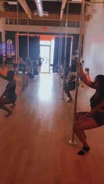Pole studio video 