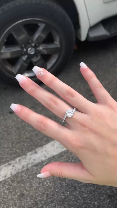 V&T Nails - Perfect! super clean and super nice employees, first time going/getting acrylics. i recommend going to Vinnie!! - Nail Salons Near Me - Ladson, South Carolina
