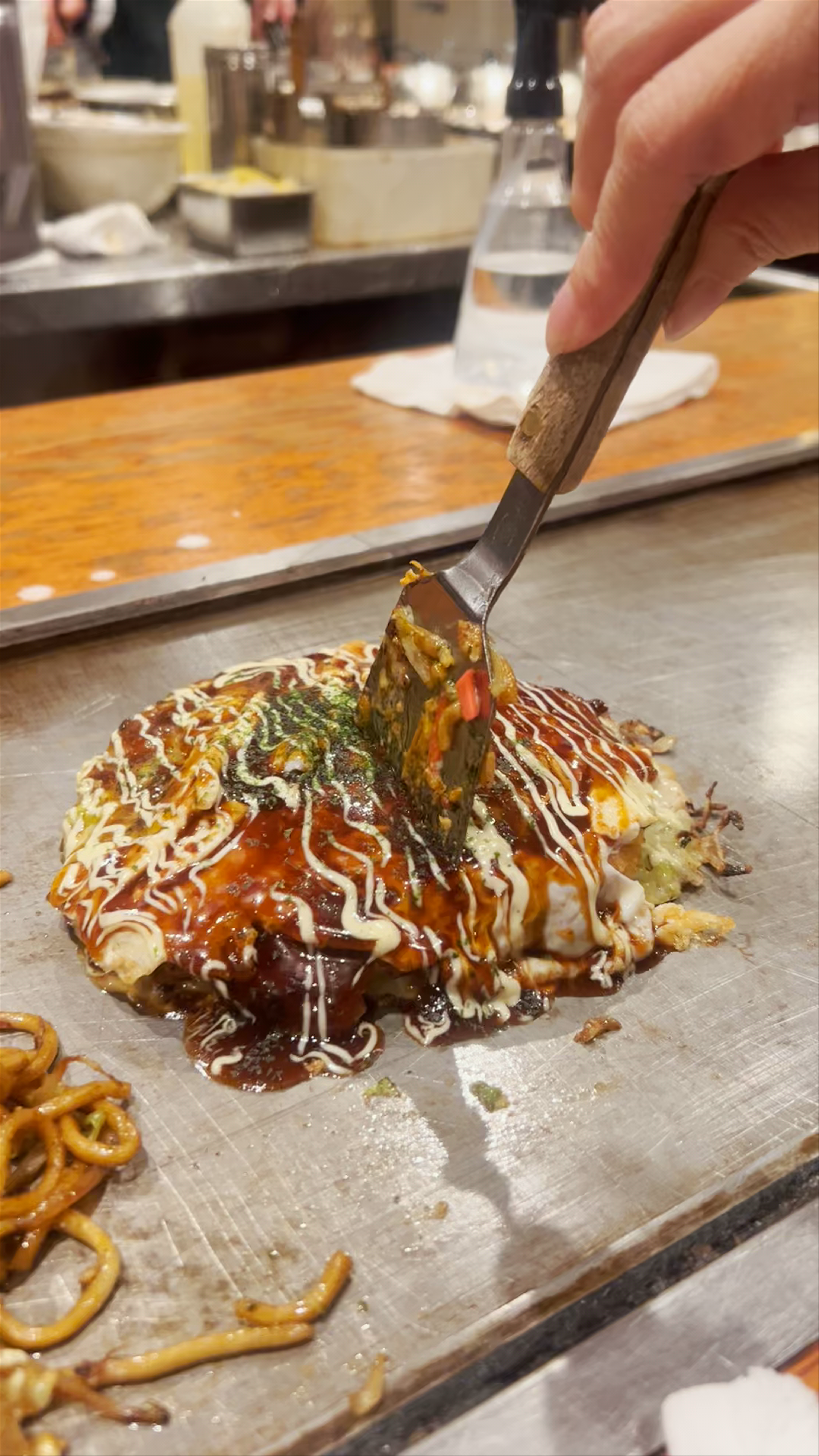 Fukutaro Okonomiyaki: Authentic Osaka Street Food Experience