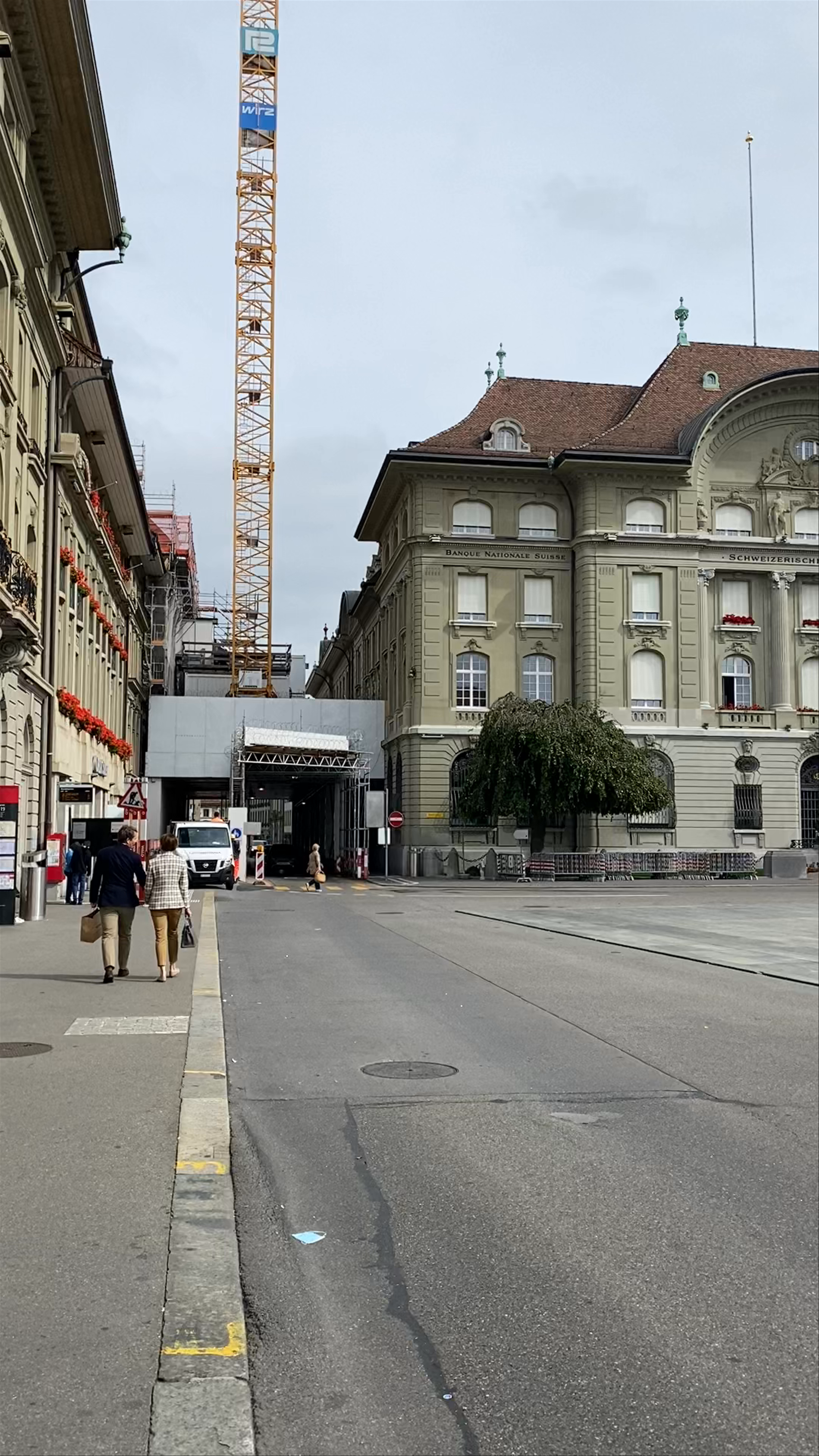 Bundesplatz: Heartbeat of Bern’s Historic Center