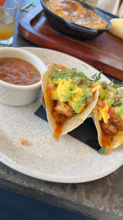 A'Bouzy - Blackened Shrimp Tacos with Charro Beans 10/10 & Seafood Pot Pie 9.5/10 - Champagne Bars Near Me - Houston, Texas