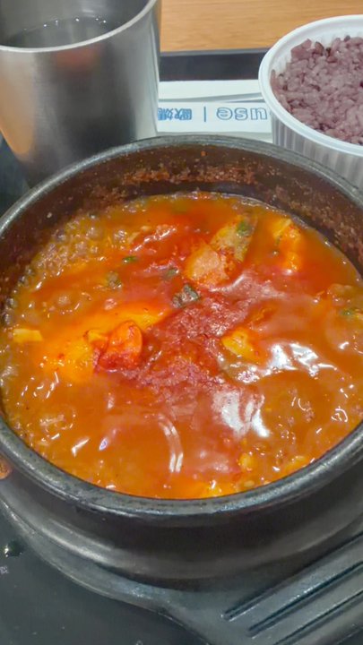 Omma Tofu House - T4.Seafood & Beef Tofu Soup - Korean Near Me - Arcadia, California