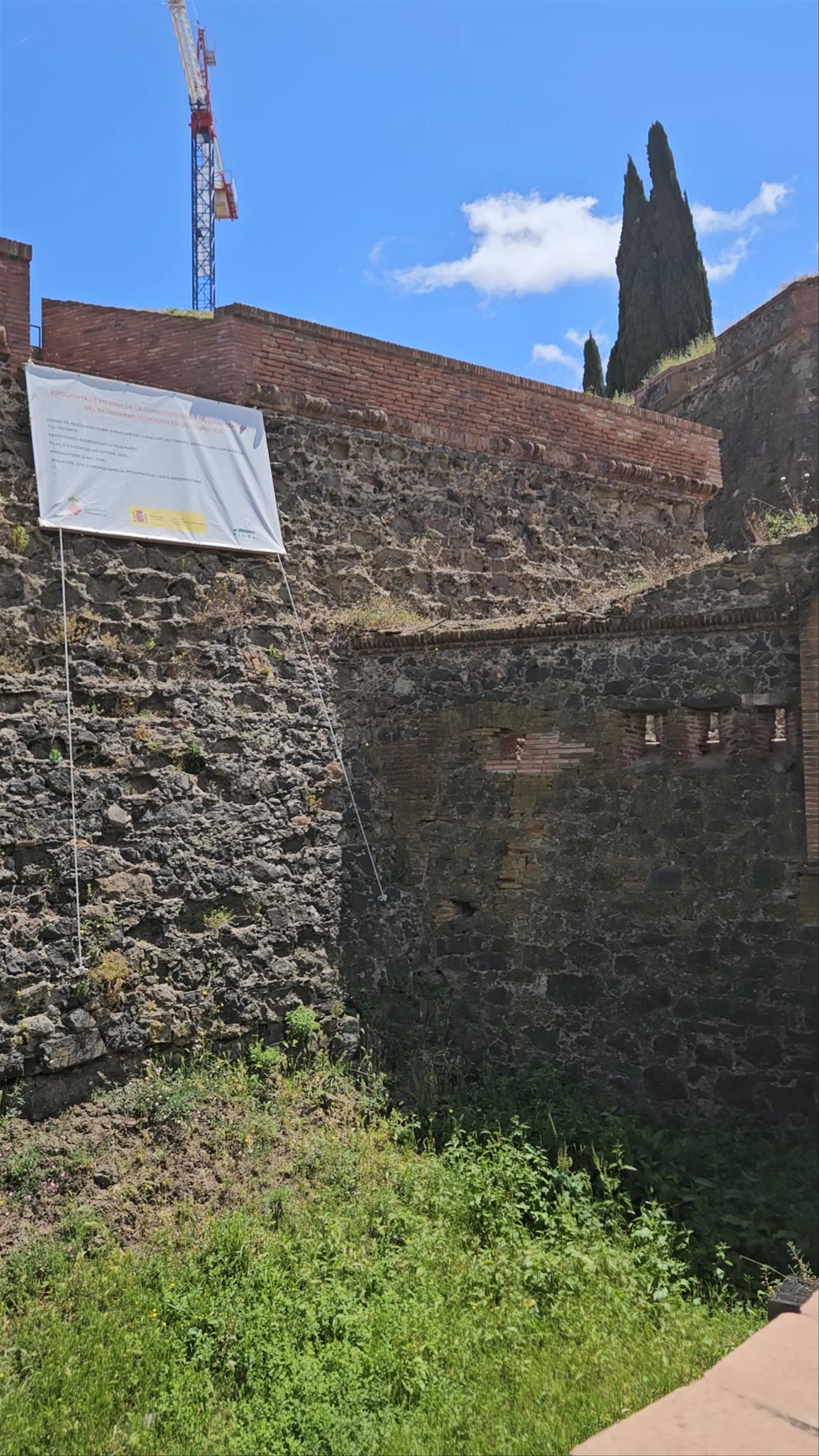 Castell d'Hostalric