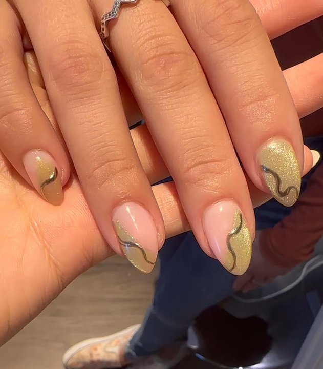 XO Nails & Spa - Cat eye & Chrome nail design - Nail Salons Near Me - Wall Township, New Jersey