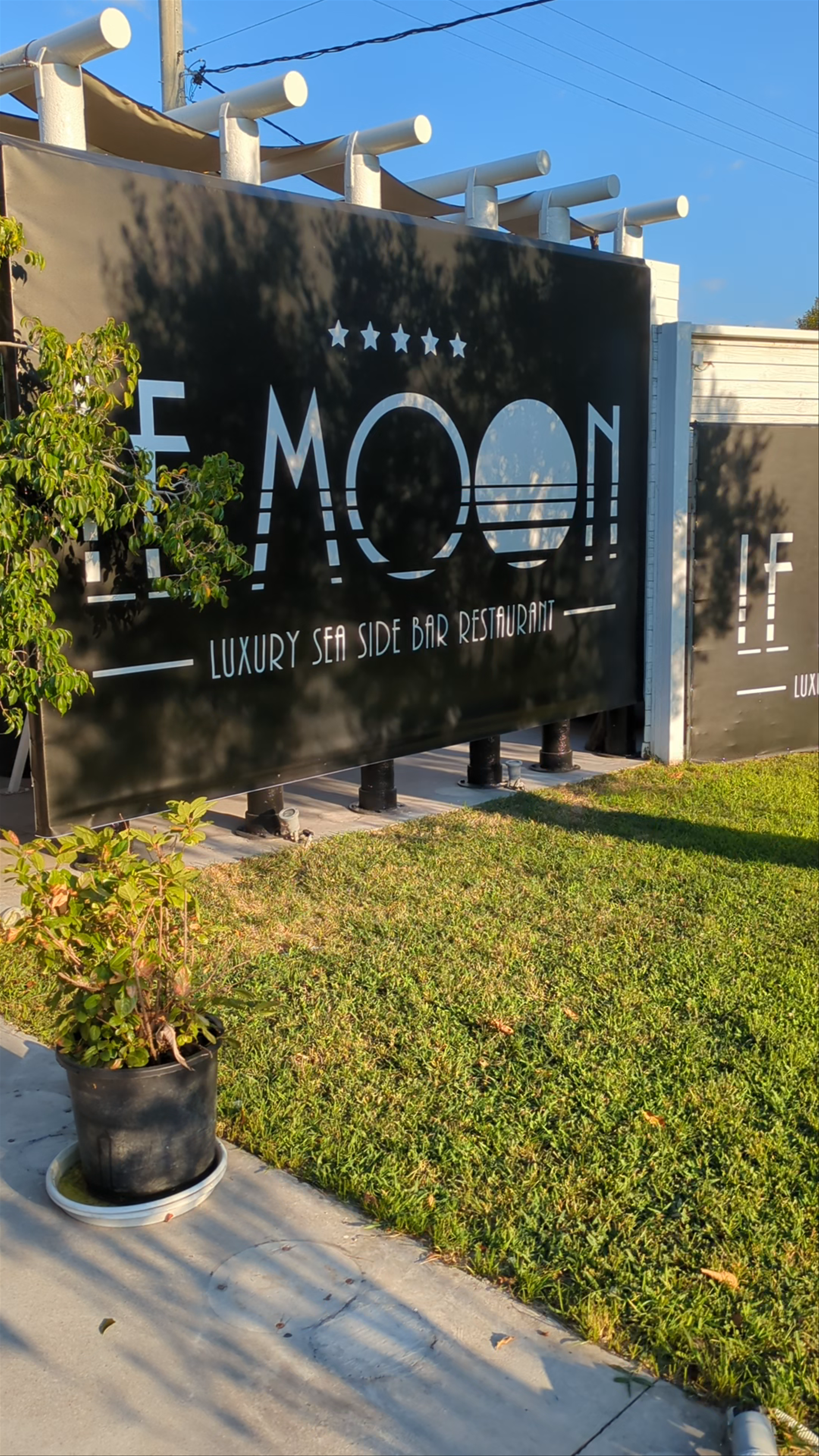 Le Moon Luxury Sea Side Beach Bar Restaurant