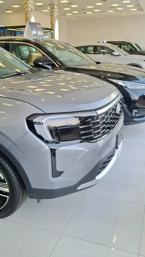 فورد تريتوري تيتانيوم بلس 2026