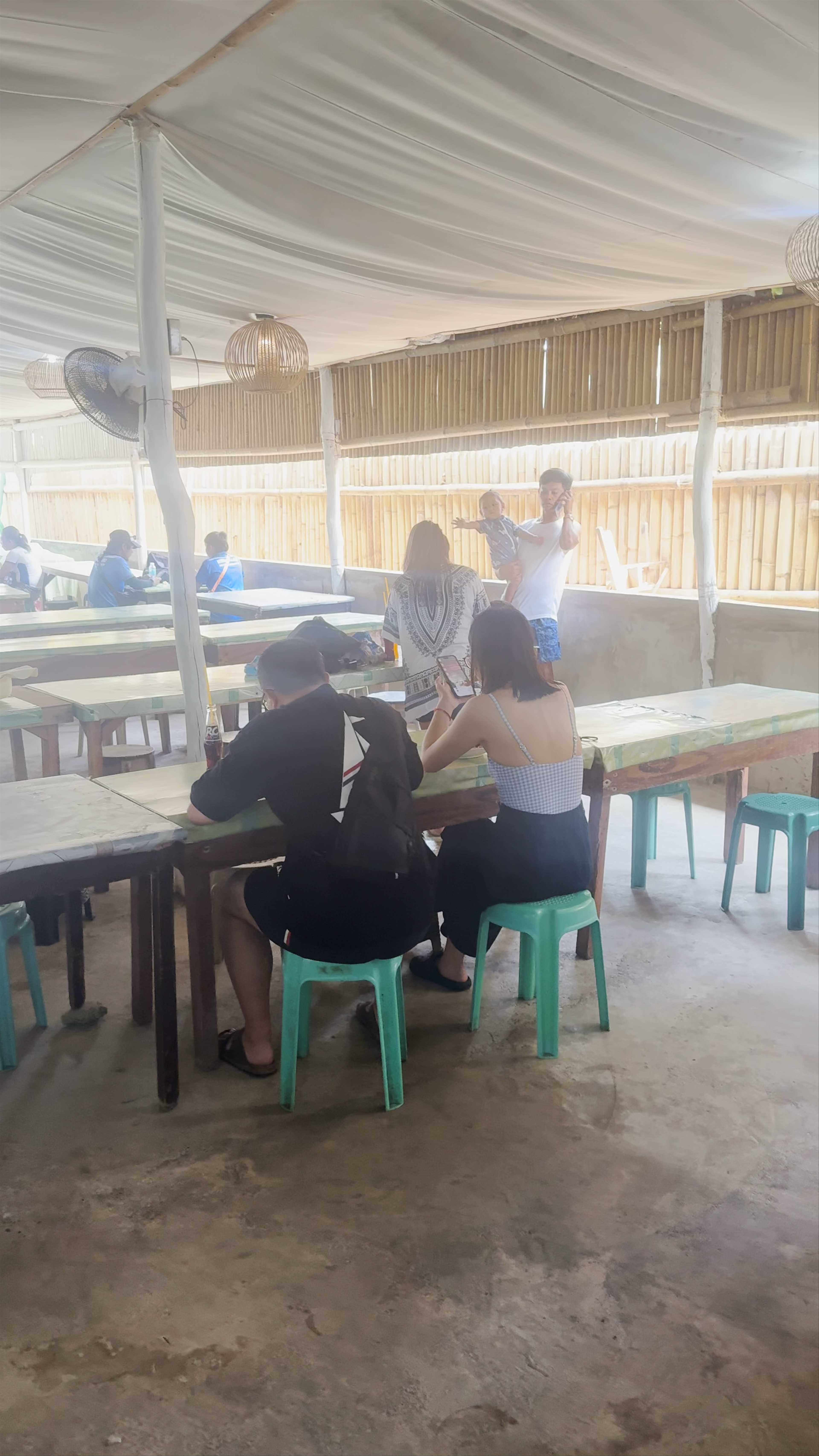 Shingley Piknikan: Casual Island Dining in Malay, Aklan