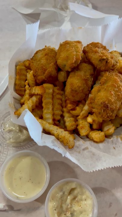 Crazy Crab - Cajun/Creole Near Me - Streamwood, Illinois