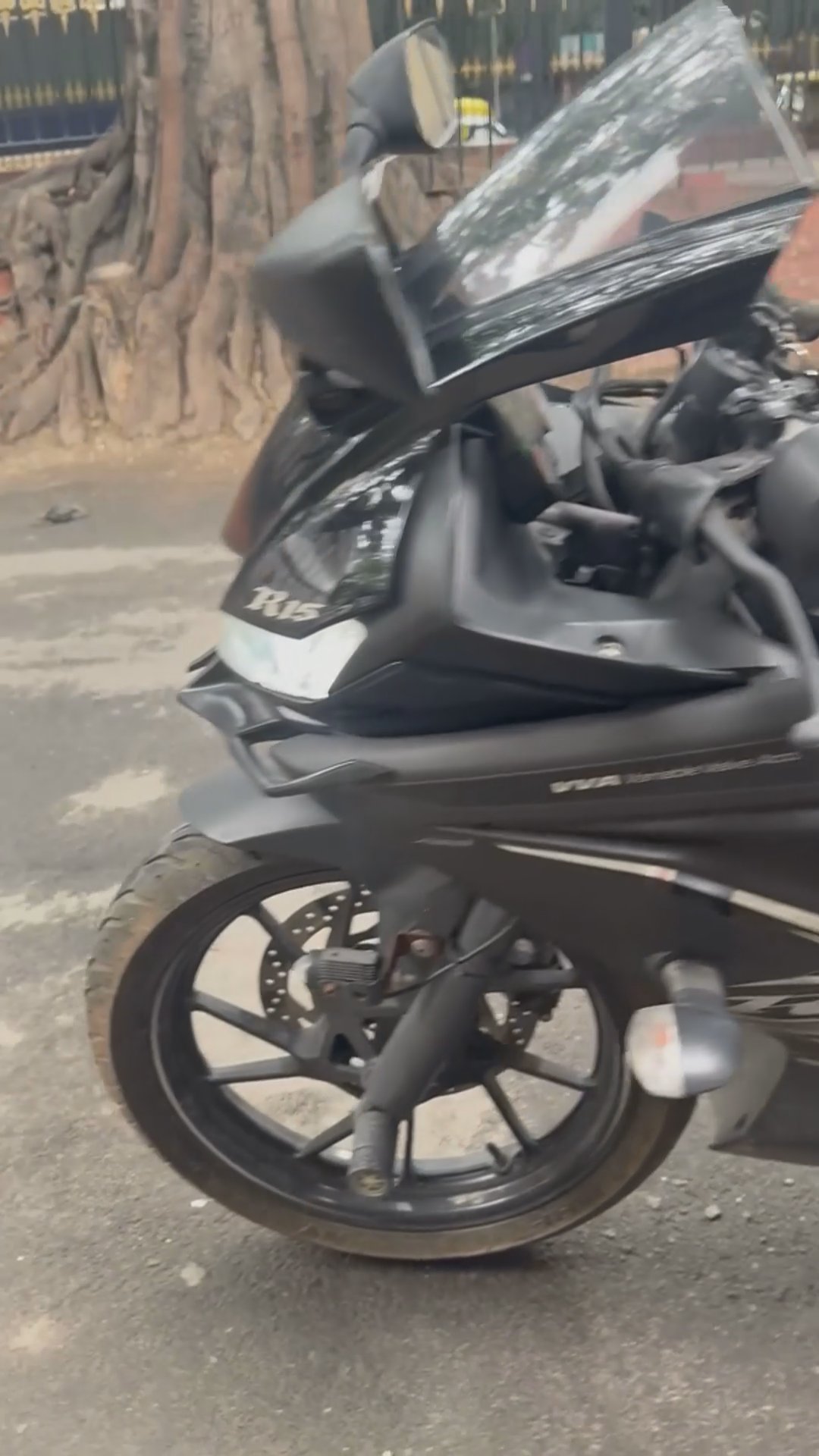 Walk-around video thumbnail