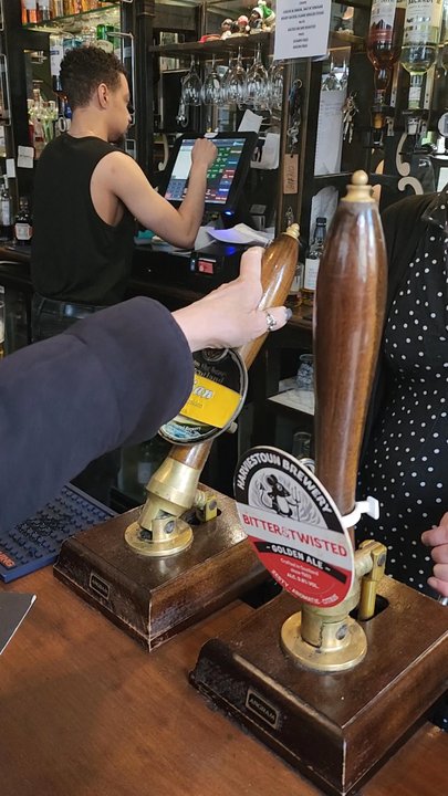 Sandy Bell's - Pubs Near Me - Edinburgh, EDH
