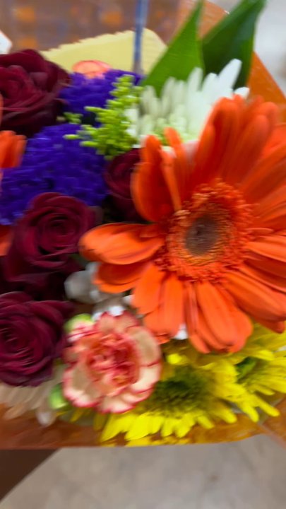 Trader Joe's - Flowers - Grocery Near Me - Chicago, Illinois