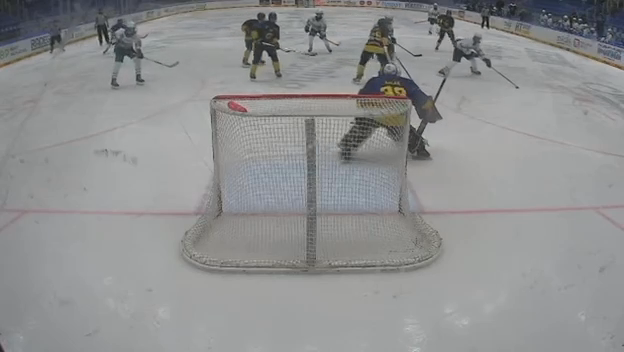 Maxim Rene Skoliak: U17 Offensive Highlights for HC Kometa Brno