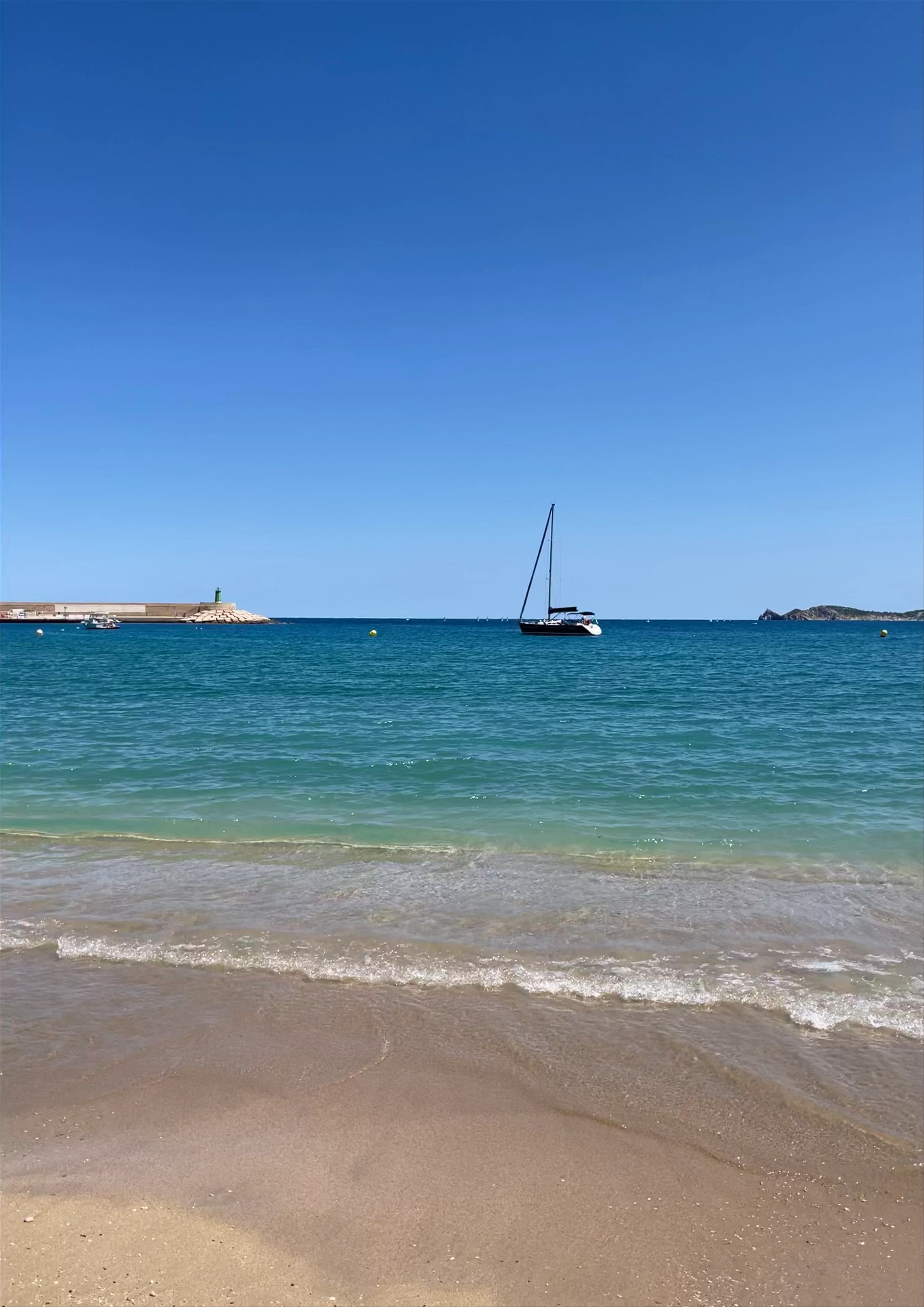 La Grava Beach