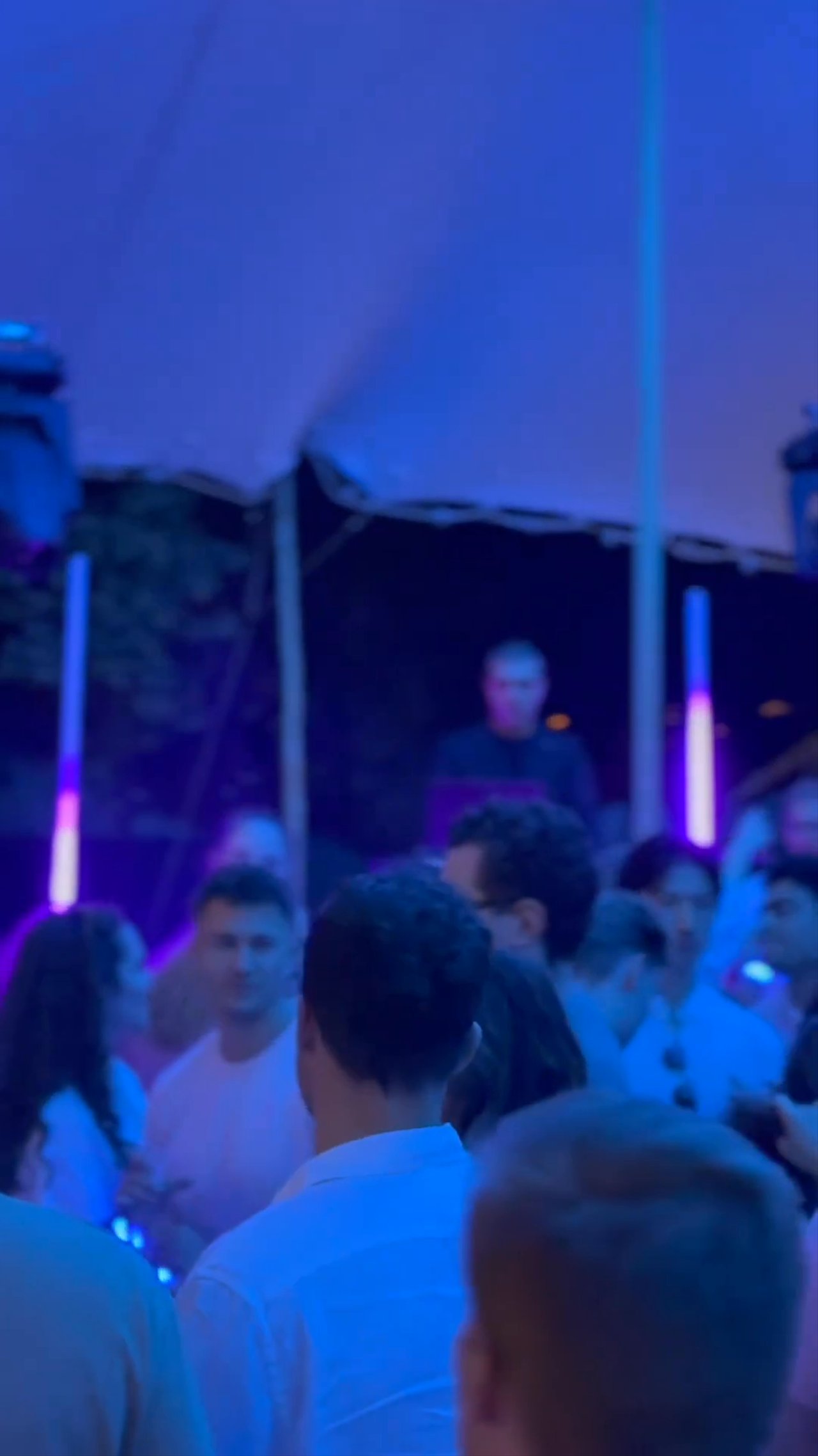 Waves DJ & Sax - Live Parties 2026 - video 5