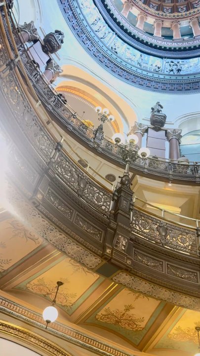 Illinois State Capitol - Landmarks & Historical Buildings Near Me - Springfield, Illinois