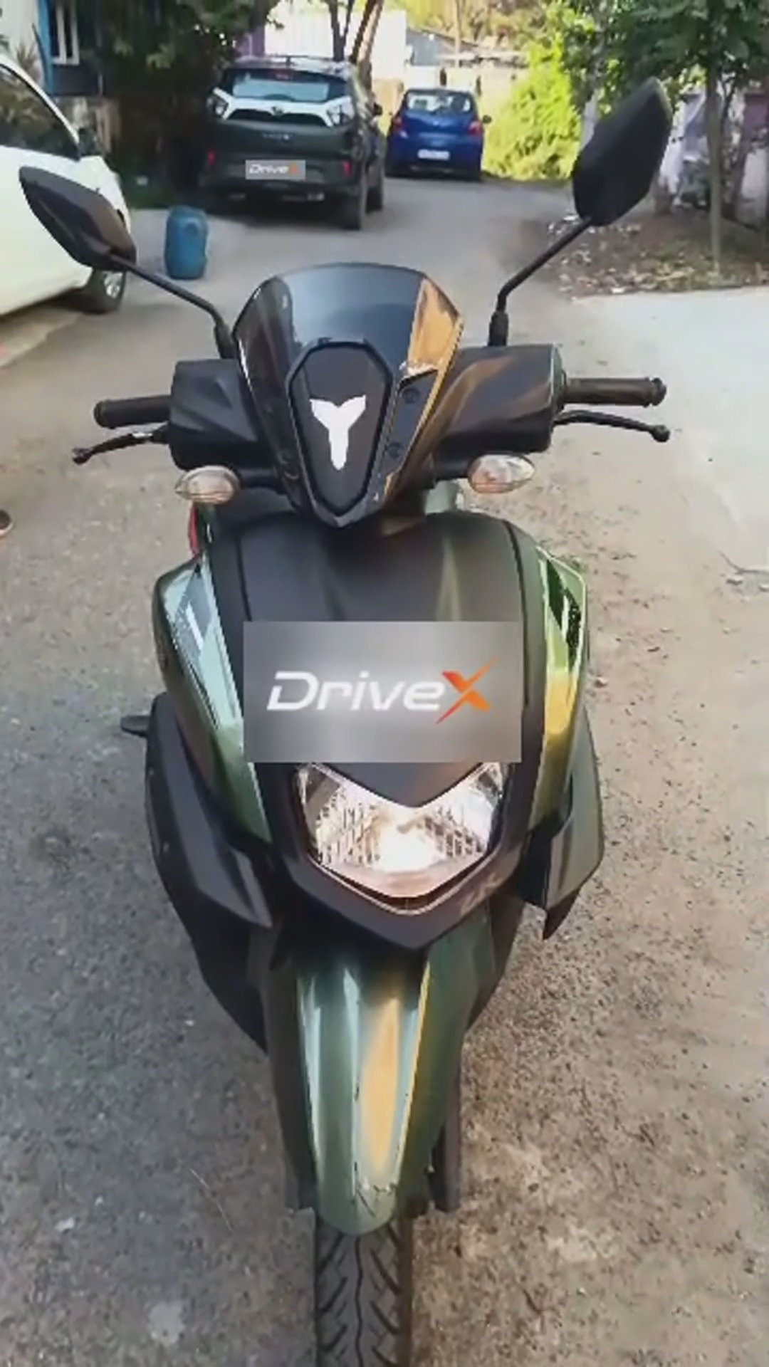 Walk-around video thumbnail