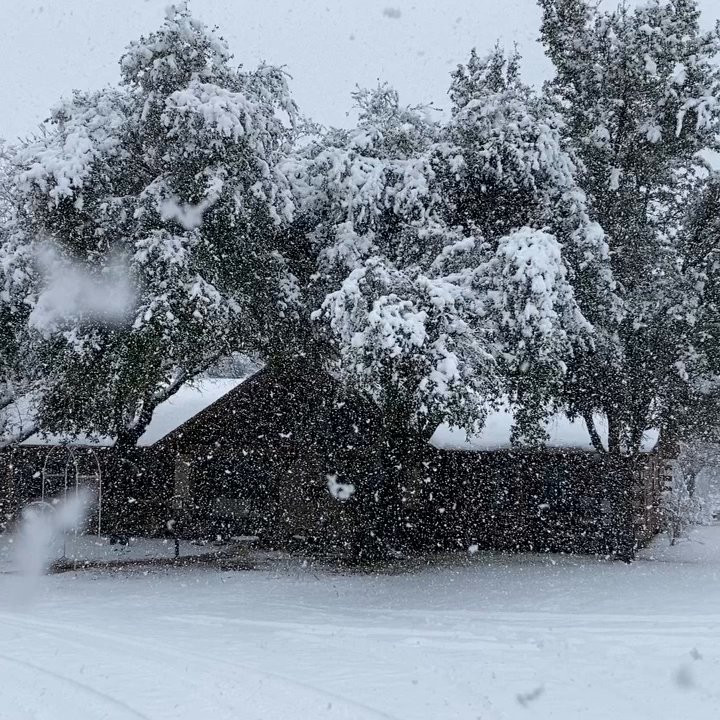 Tri L Lodging - Snowfall in Stephenville - January 2021 - Vacation Rentals Near Me - Stephenville, Texas