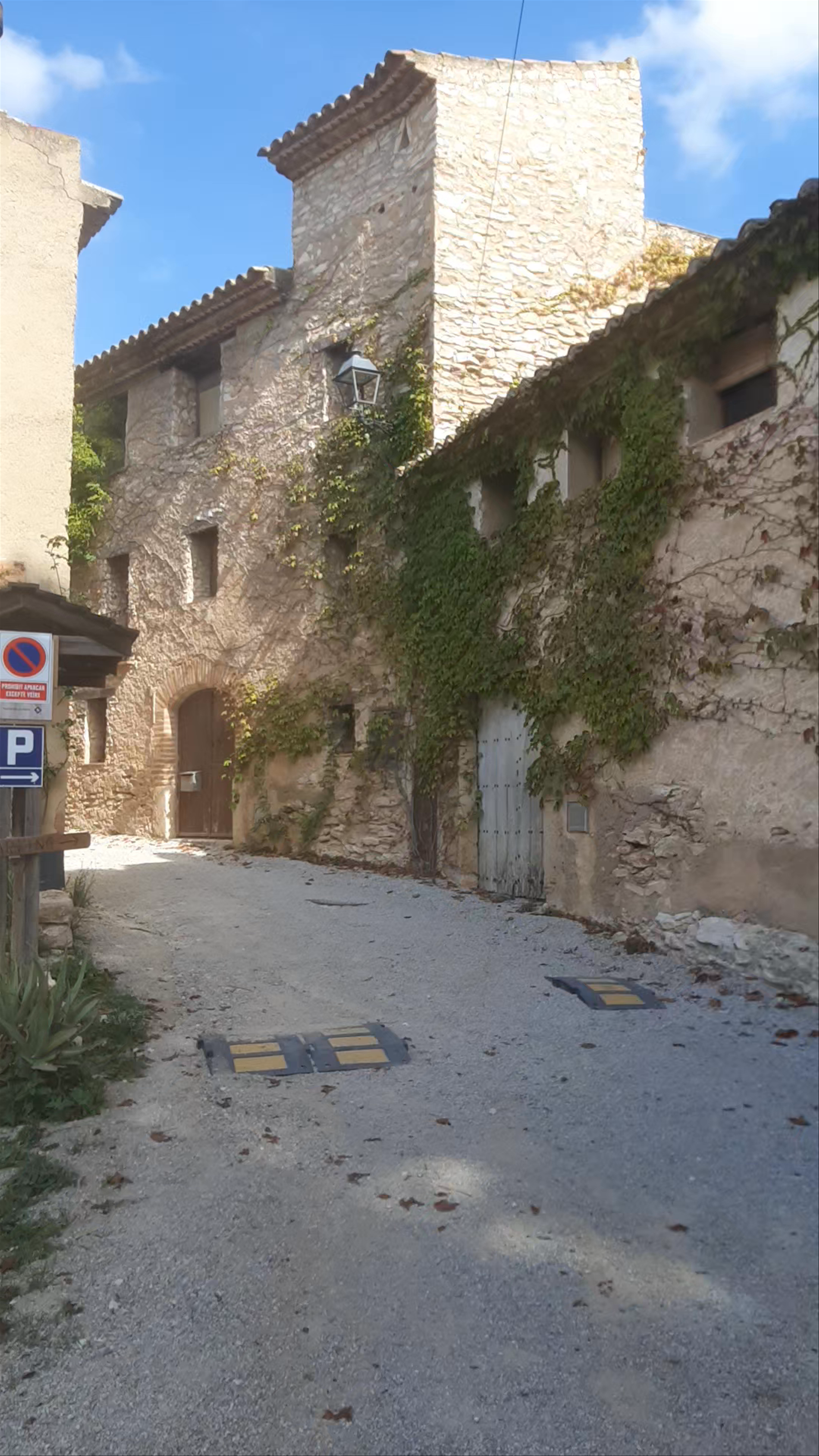 Wandering the Timeless Stone Streets of Tarragona