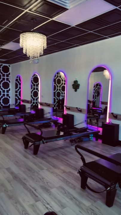 Neaumix Fit - Cutesy boutique Pilates reformer studio - Southwest Las Vegas (Durango & Warm Springs) - Pilates Near Me - Las Vegas, Nevada