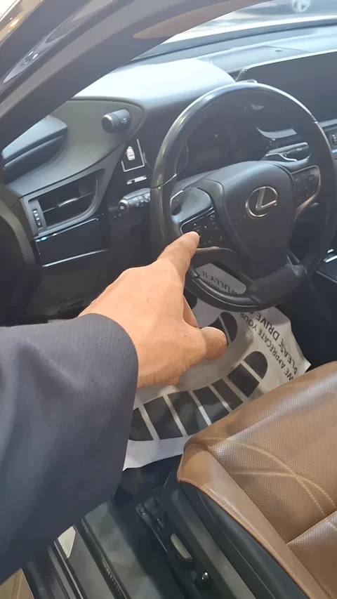 لكزس ES 250 2023